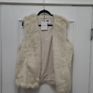Old Navy Women's Cream Faux Fur Vest